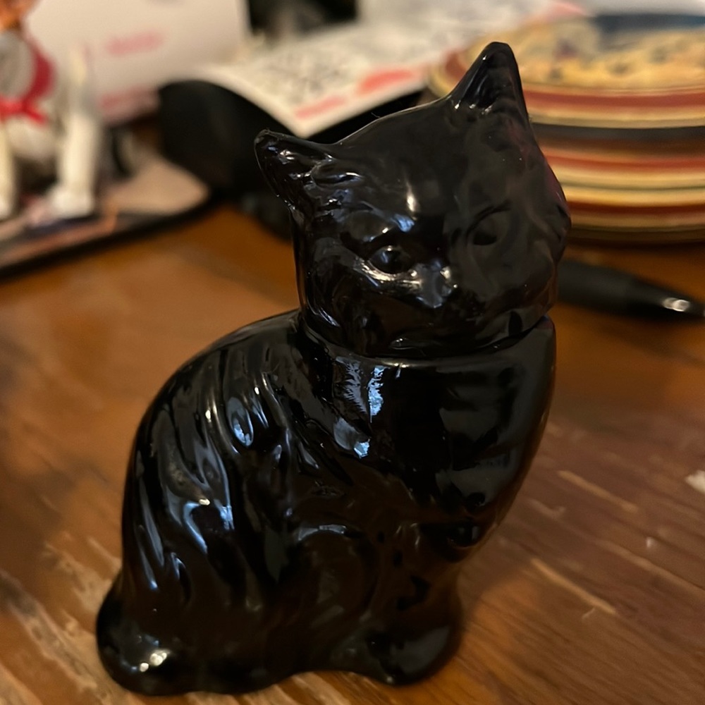 Vintage Avon Black kitten 1970’s, sweet honesty colone